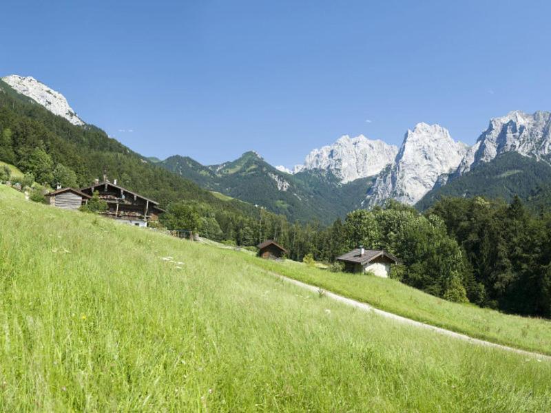 Hotel & Gasthaus Dresch Erl Exteriör bild
